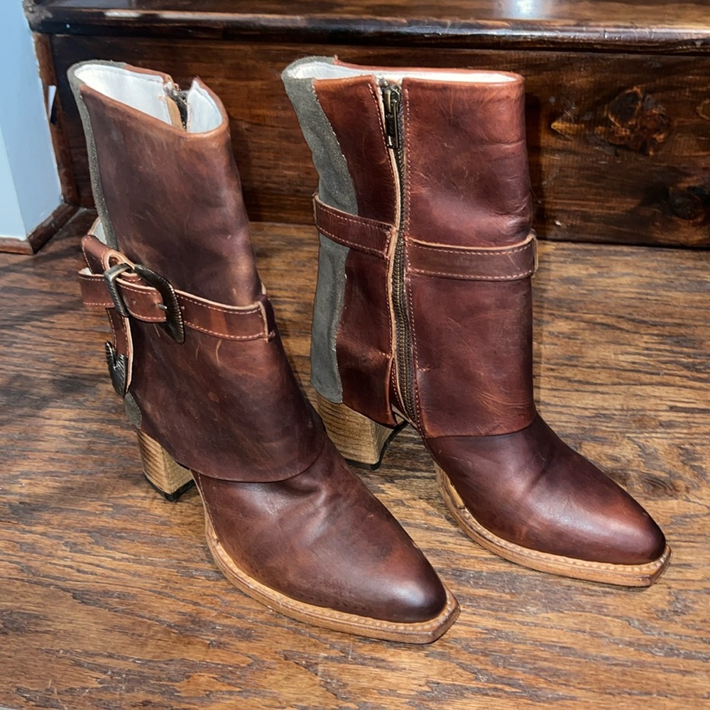 Wine western  leather booties